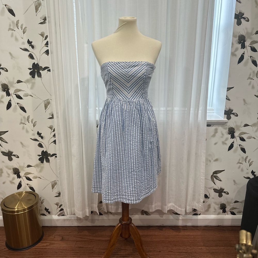 Elegant Blue Strapless Dress